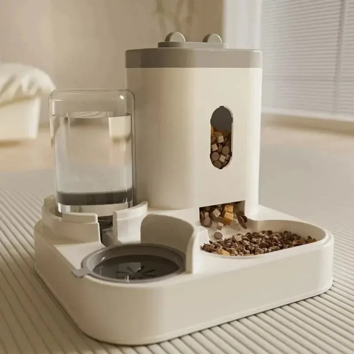 Pawro Smart Auto Feeder and Water Station for dogs and cats — view 5